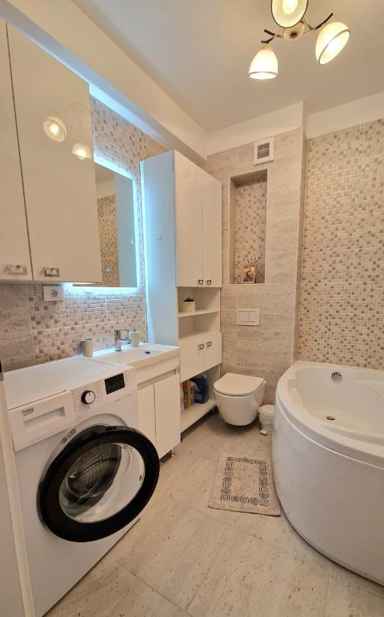 Apartamento Domus Magistrae Bucarest Exterior foto