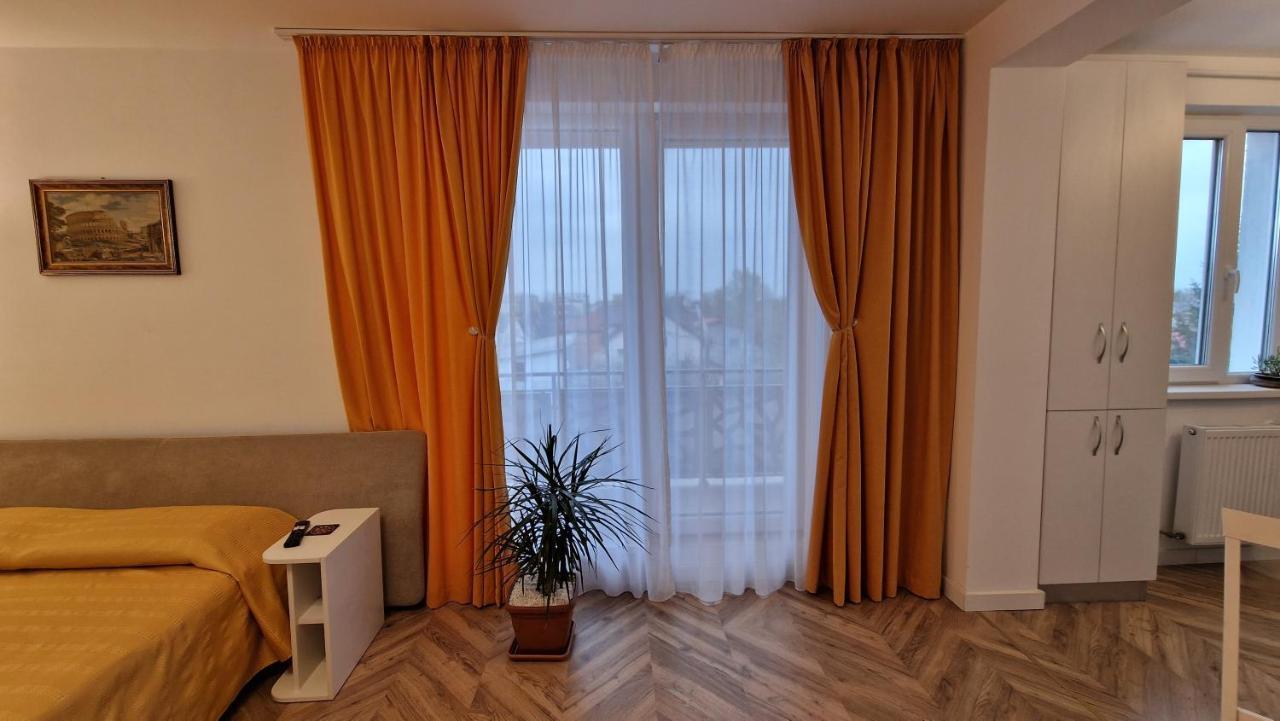 Apartamento Domus Magistrae Bucarest Exterior foto