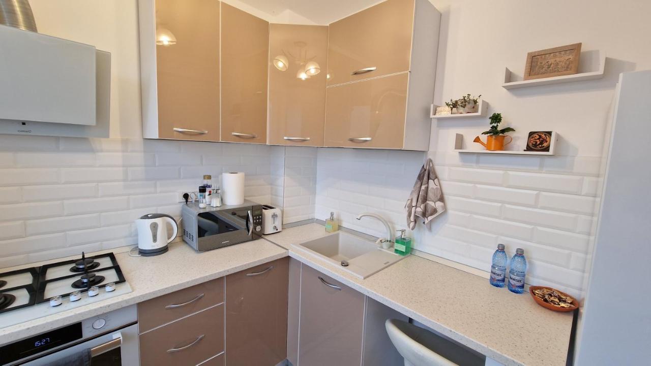 Apartamento Domus Magistrae Bucarest Exterior foto
