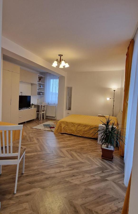 Apartamento Domus Magistrae Bucarest Exterior foto