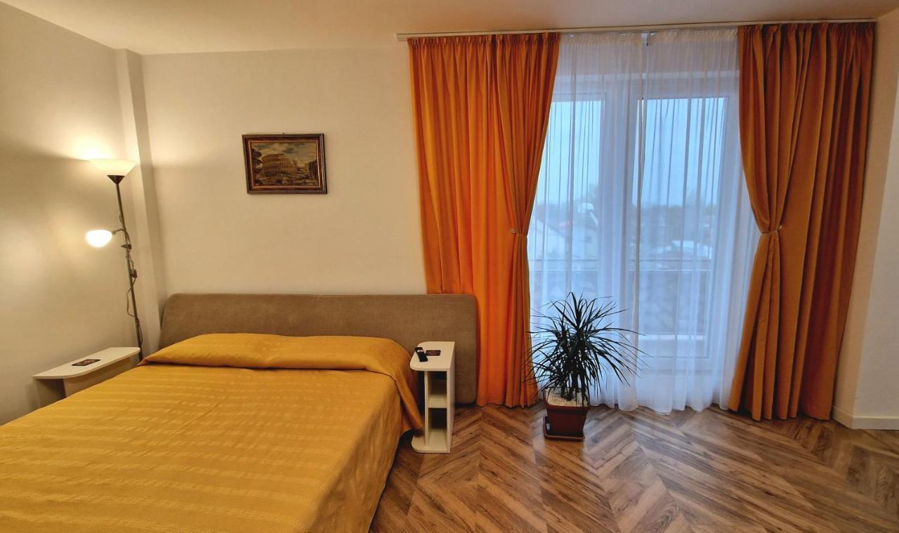 Apartamento Domus Magistrae Bucarest Exterior foto